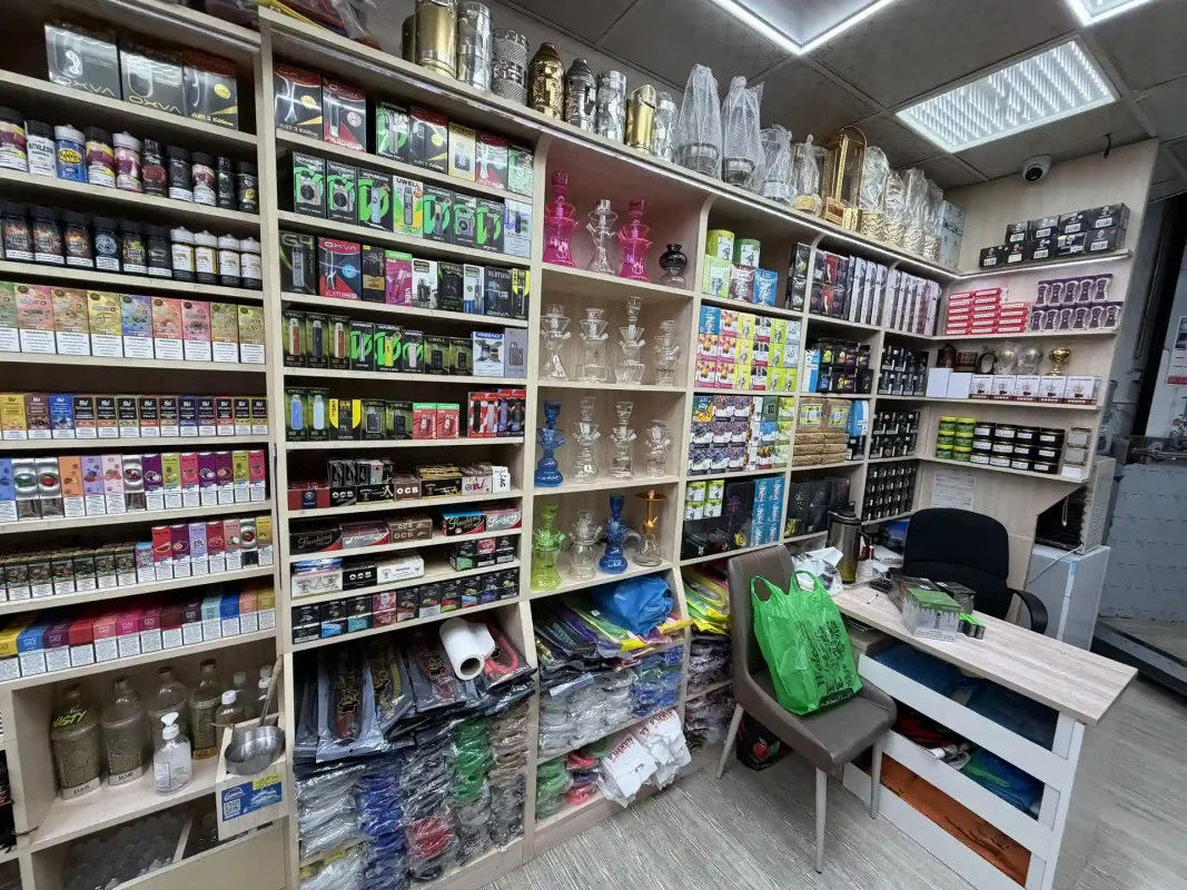 Retail shelving unit